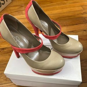 Jessica Simpson Pumps